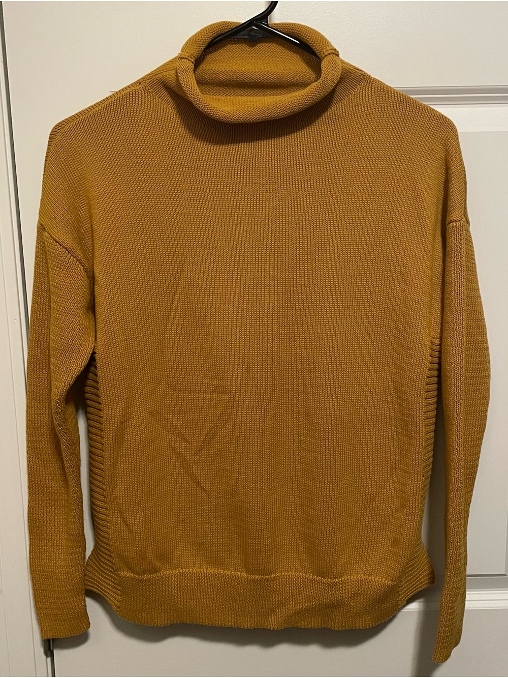 Tahari Mustard Yellow Knit Turtleneck Sweater - Size Small